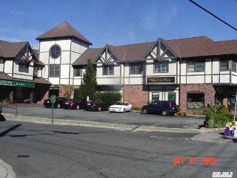 Oyster Bay NY Retail Stores For Sale - Commercial Real Estate